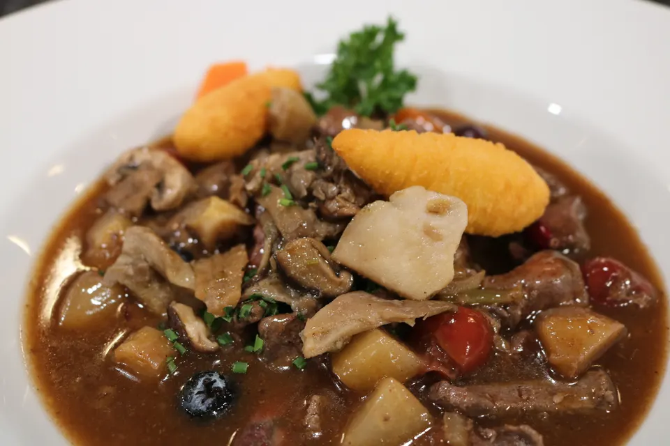Venison ragout with croquettes