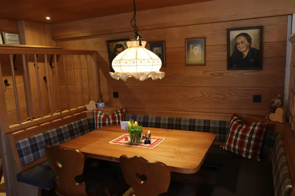 Corner table in the old parlour (Stube)